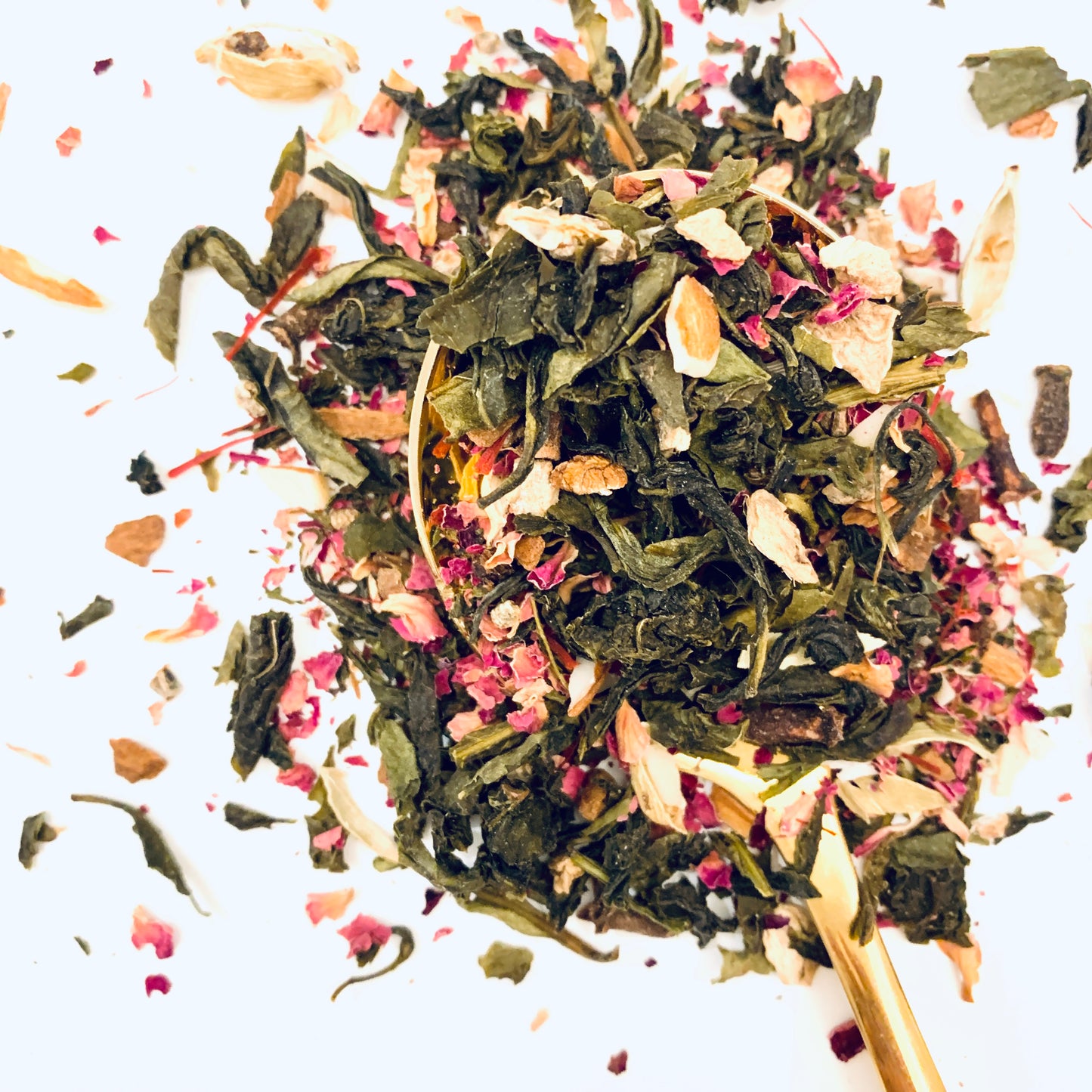 Kashmiri Kahwa with Saffron & Almond - Hand-Sewn Premium Cotton Tea Bags (GhaaTEA Pack of 6 Reinfusible Potlis)
